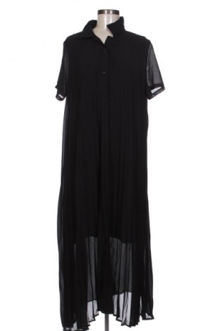 Рокля SHEIN, Размер XL, Цвят Черен, Цена 39,00 лв.