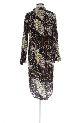 Рокля Samsoe & Samsoe, Размер XL, Цвят Многоцветен, Цена 116,15 лв.