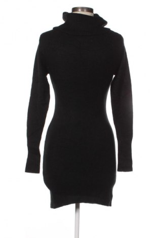 Kleid Saxx, Größe M, Farbe Schwarz, Preis 10,99 €