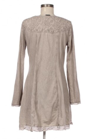 Šaty  Simclan, Velikost M, Barva Béžová, Cena  369,00 Kč