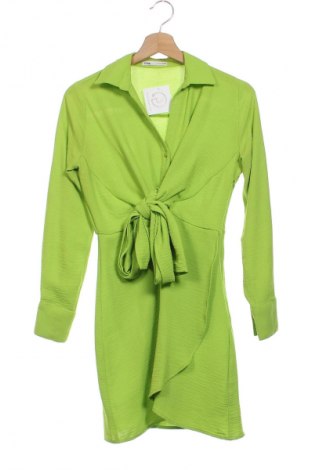 Рокля Sinsay, Размер XXS, Цвят Зелен, Цена 30,99 лв.