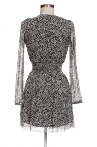 Рокля Sinsay, Размер XS, Цвят Многоцветен, Цена 39,14 лв.