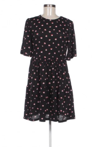 Рокля Sinsay, Размер XL, Цвят Многоцветен, Цена 61,94 лв.