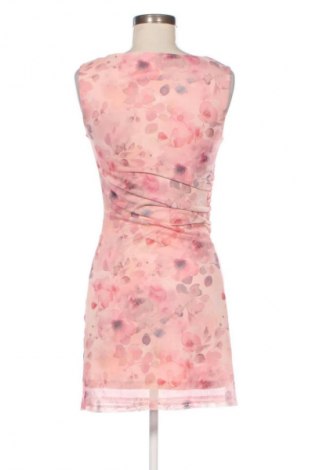 Рокля Sinsay, Размер S, Цвят Многоцветен, Цена 61,94 лв.