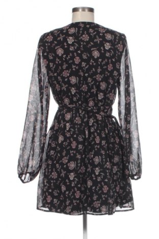 Рокля Sinsay, Размер M, Цвят Многоцветен, Цена 16,99 лв.