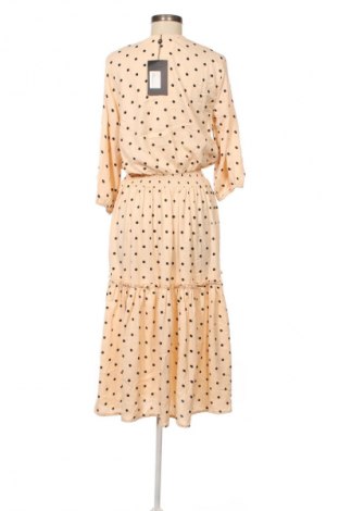 Sukienka Sisters Point, Rozmiar M, Kolor Kolorowy, Cena 91,99 zł