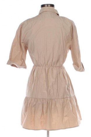 Рокля Stradivarius, Размер S, Цвят Бежов, Цена 48,00 лв.