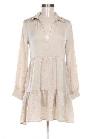 Kleid Stradivarius, Größe S, Farbe Beige, Preis € 20,00
