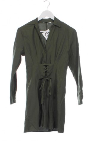 Kleid Stradivarius, Größe XS, Farbe Grün, Preis € 24,55