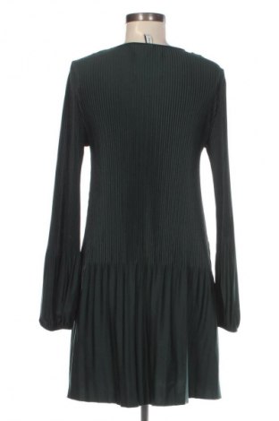 Φόρεμα Stradivarius, Μέγεθος M, Χρώμα Πράσινο, Τιμή 12,99 €