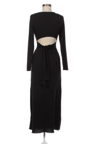 Ruha Stradivarius, Méret S, Szín Fekete, Ár 6 409 Ft