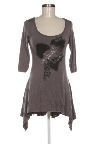 Рокля Sublevel, Размер M, Цвят Многоцветен, Цена 17,99 лв.