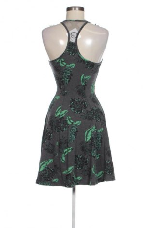 Рокля Superdry, Размер S, Цвят Многоцветен, Цена 48,88 лв.