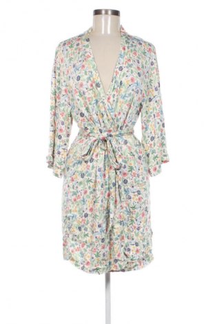 Ruha TCM, Méret M, Szín Sokszínű, Ár 7 800 Ft