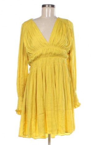 Рокля TWINSET, Размер S, Цвят Жълт, Цена 69,99 лв.