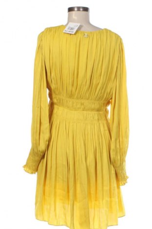 Рокля TWINSET, Размер S, Цвят Жълт, Цена 69,99 лв.