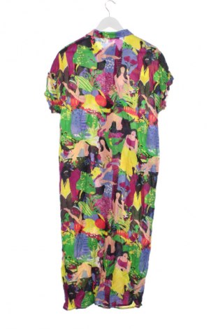 Рокля Trendyol, Размер L, Цвят Многоцветен, Цена 107,92 лв.