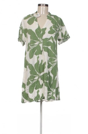 Рокля Unbranded, Размер M, Цвят Многоцветен, Цена 14,99 лв.