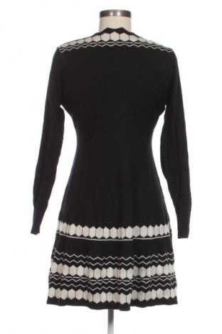 Рокля Unbranded, Размер M, Цвят Многоцветен, Цена 39,03 лв.