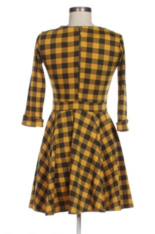 Рокля Unbranded, Размер M, Цвят Многоцветен, Цена 39,14 лв.