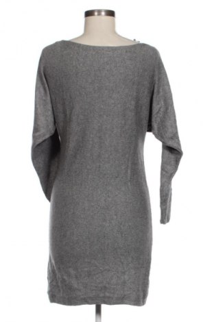 Рокля Unbranded, Размер S, Цвят Сив, Цена 39,14 лв.