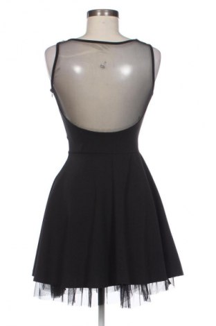 Ruha Velmerto, Méret S, Szín Fekete, Ár 7 800 Ft