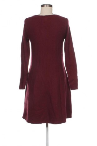 Рокля Vero Moda, Размер M, Цвят Червен, Цена 27,99 лв.