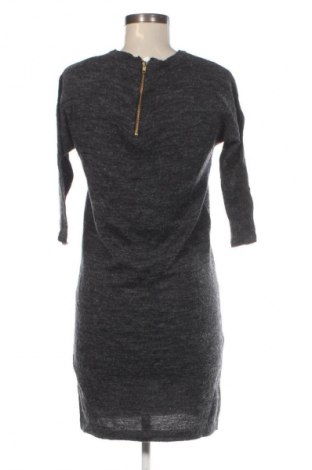 Šaty  Vero Moda, Velikost XS, Barva Černá, Cena  319,00 Kč