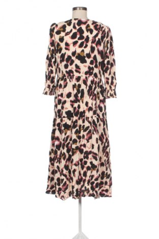 Рокля Y.A.S, Размер M, Цвят Многоцветен, Цена 72,99 лв.