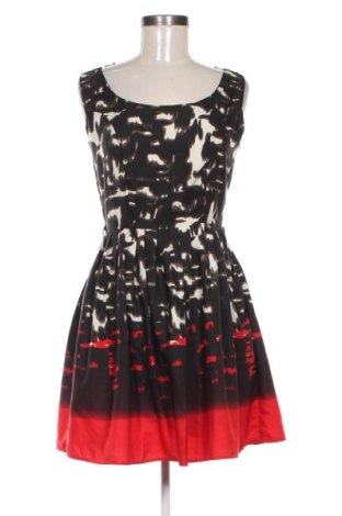 Рокля Yumi, Размер M, Цвят Многоцветен, Цена 48,88 лв.