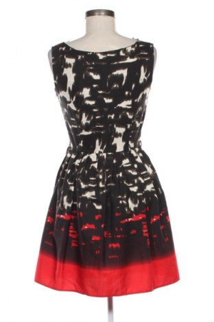 Рокля Yumi, Размер M, Цвят Многоцветен, Цена 48,88 лв.