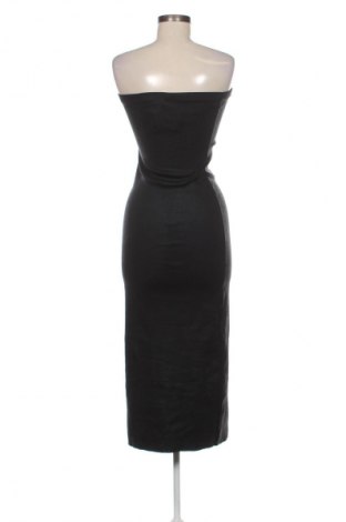 Рокля Zara, Размер M, Цвят Черен, Цена 56,99 лв.