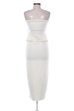 Ruha Zara, Méret L, Szín Ekrü
, Ár 6 786 Ft