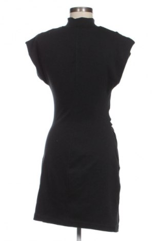 Rochie Zara, Mărime L, Culoare Negru, Preț 163,70 Lei