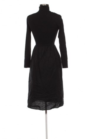 Рокля Zara, Размер S, Цвят Черен, Цена 21,99 лв.