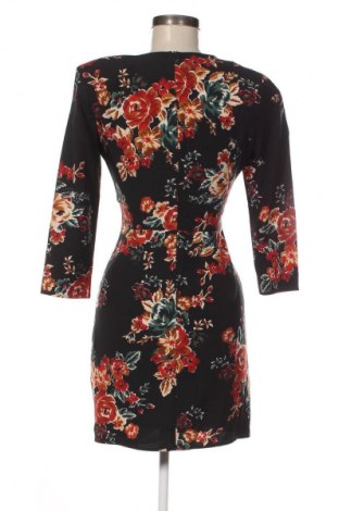 Kleid Zara, Größe M, Farbe Mehrfarbig, Preis 14,99 €