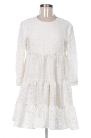 Рокля Zara, Размер S, Цвят Екрю, Цена 26,98 лв.