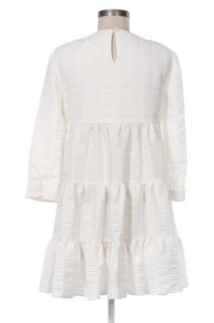 Рокля Zara, Размер S, Цвят Екрю, Цена 26,98 лв.