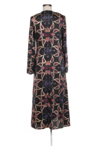 Šaty  Zara, Velikost M, Barva Vícebarevné, Cena  428,00 Kč