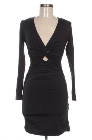 Рокля Zara, Размер S, Цвят Черен, Цена 27,37 лв.