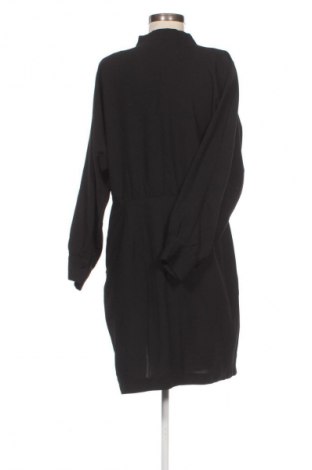 Kleid Zara, Größe XL, Farbe Schwarz, Preis 13,81 €