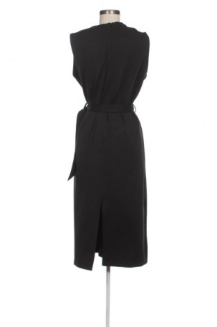 Рокля Zara, Размер L, Цвят Черен, Цена 34,00 лв.