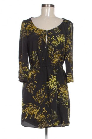 Рокля Zara, Размер M, Цвят Многоцветен, Цена 26,98 лв.