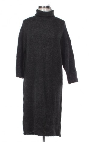 Kleid Zara, Größe S, Farbe Schwarz, Preis € 18,99