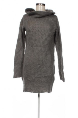 Rochie Zara, Mărime M, Culoare Gri, Preț 77,99 Lei