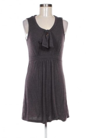 Φόρεμα Zero, Μέγεθος M, Χρώμα Βιολετί, Τιμή 25,00 €