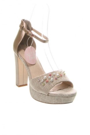 Sandály Alesya, Velikost 40, Barva Béžová, Cena  2 177,00 Kč