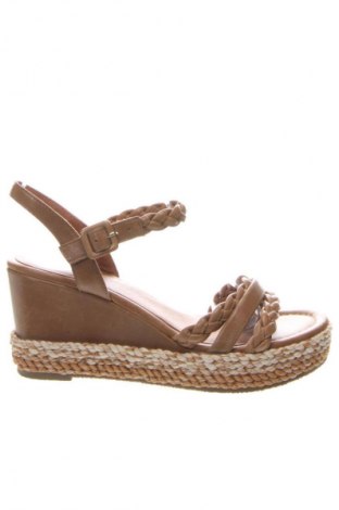 Сандали Marco Tozzi, Размер 41, Цвят Кафяв, Цена 101,66 лв.