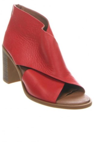 Sandały QUAZI, Rozmiar 39, Kolor Czerwony, Cena 232,18 zł
