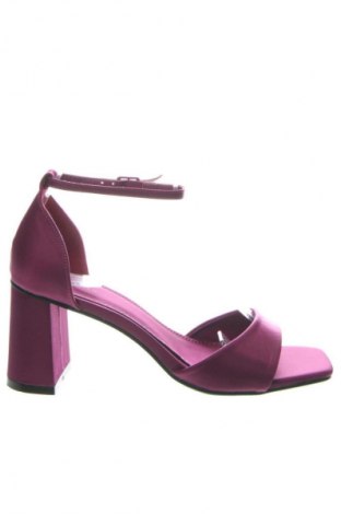 Szandálok Reserved, Méret 36, Szín Lila, Ár 12 400 Ft